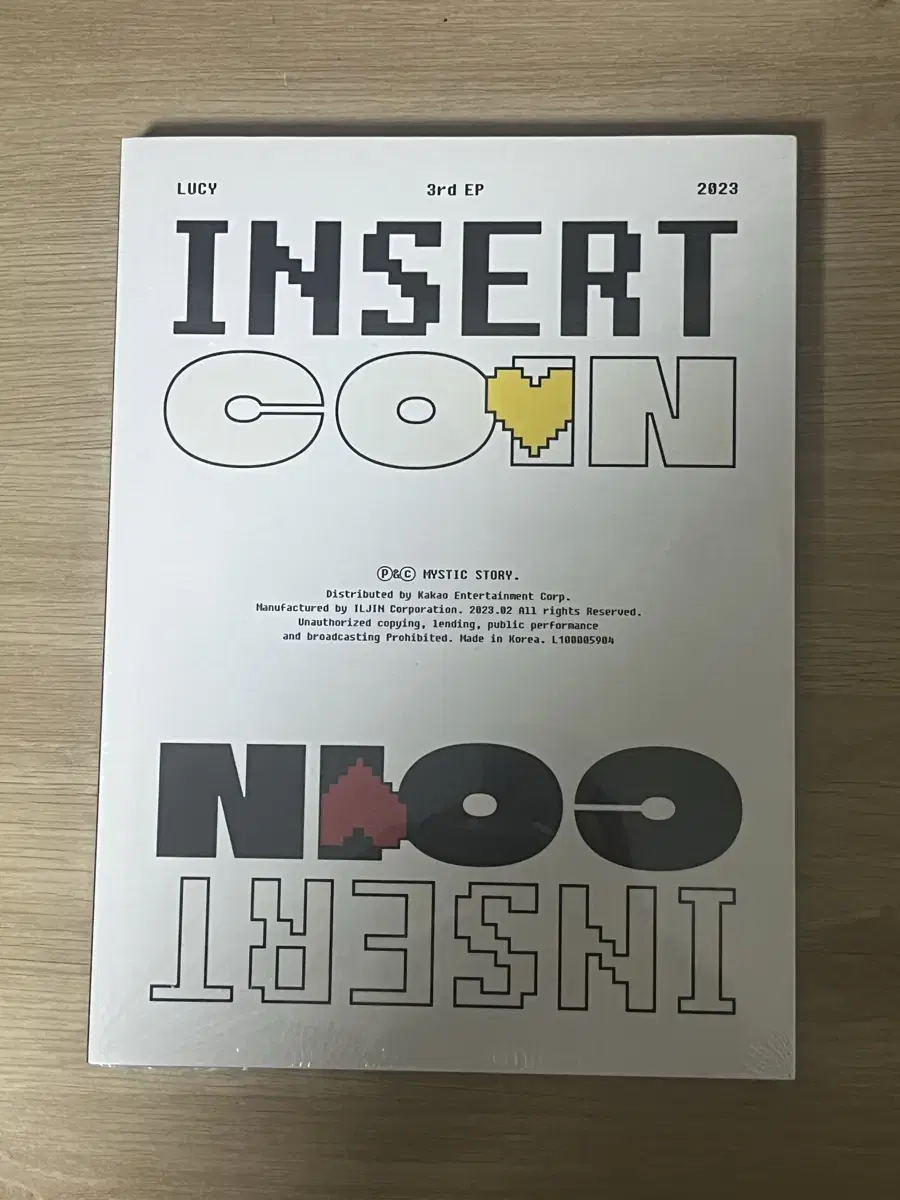 루시 인서트코인 INSERT COIN 미개봉 앨범